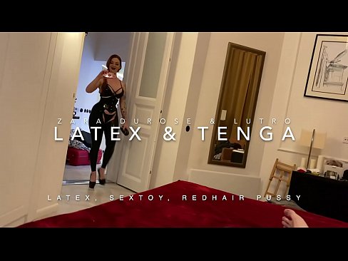 ❤️ Te tuahine takawaenga whero i roto i nga kakahu tawhetawhe i whaaia e te tuakana ❌ Karekau Nui i a matou ﹏